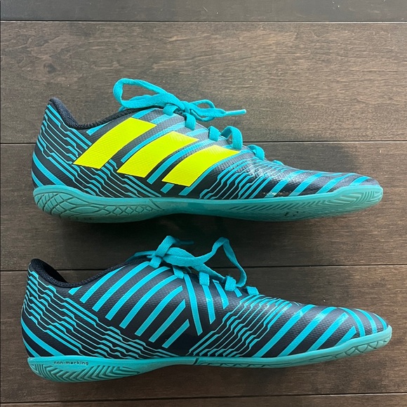 adidas Kids Teal and Blue Sneakers 5 1/2 - Picture 6 of 8